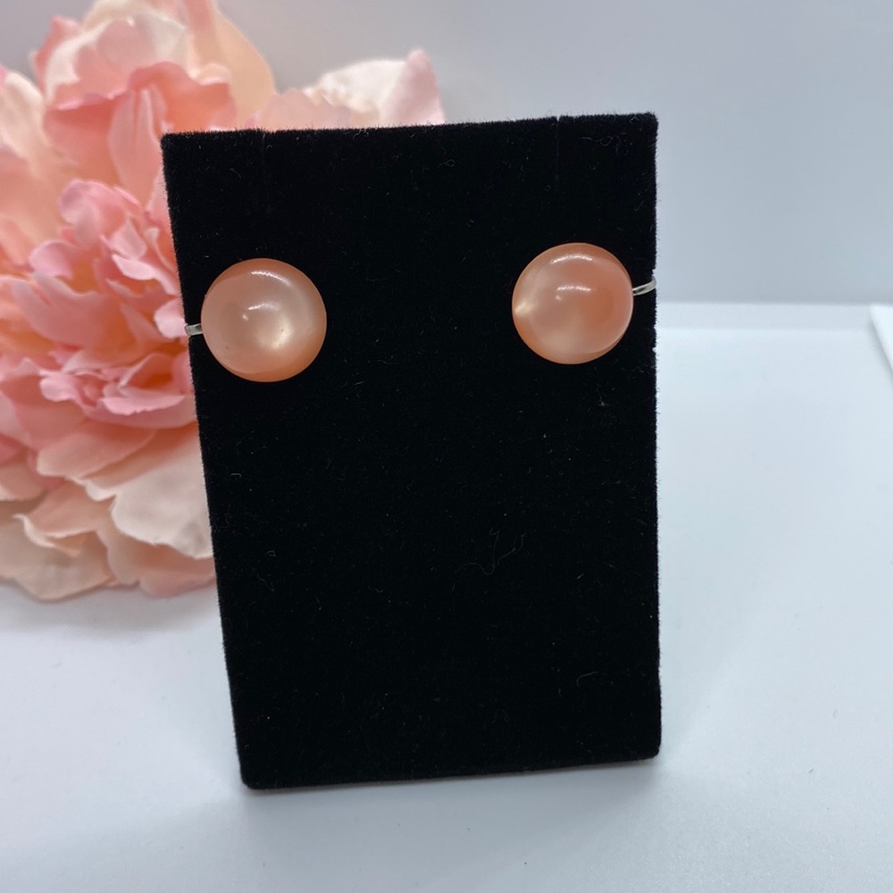 Vintage Pink Pearl Stud Earrings Timeless Jewelry